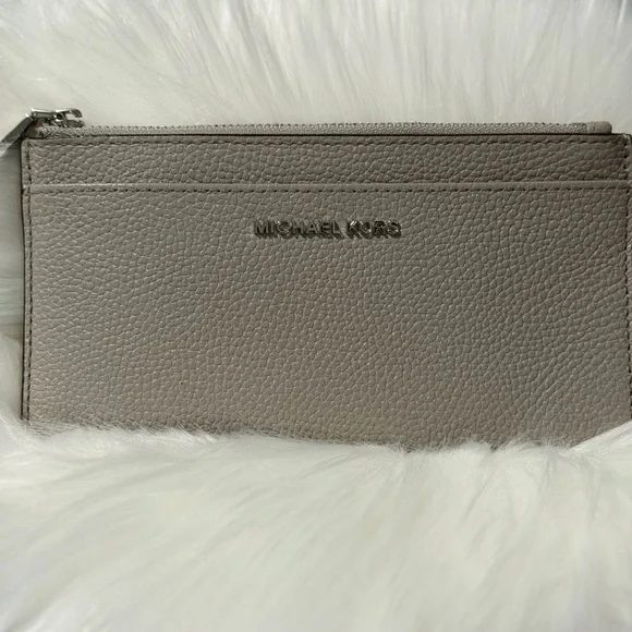 MK Wallet - Picture 1 of 3